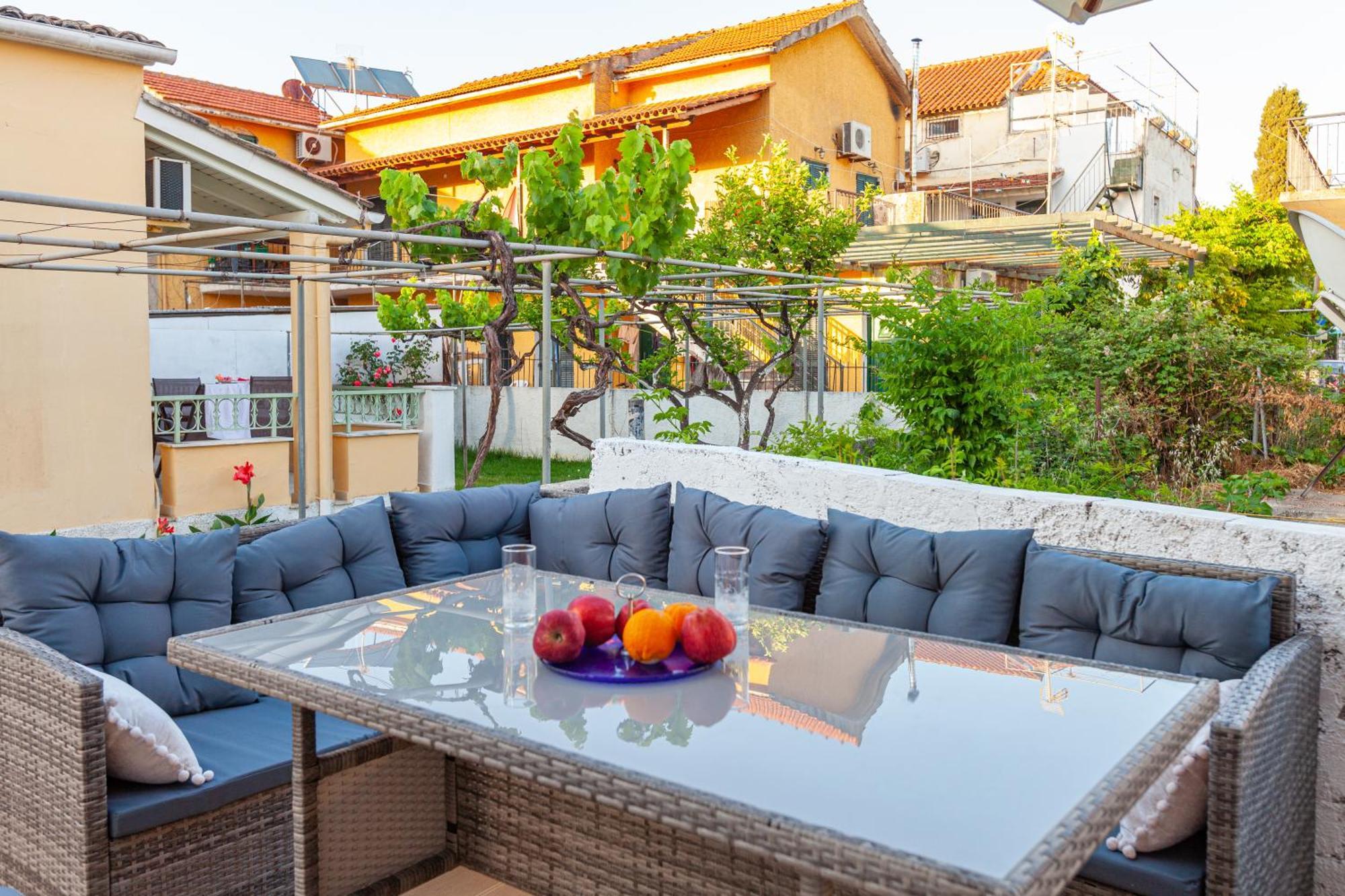 Dimitra Appartement *
